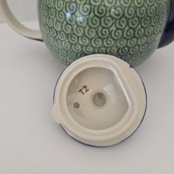 Polish Pottery Teapot, Heart Trinket Box And Small Plate - Picture 5 of 9
